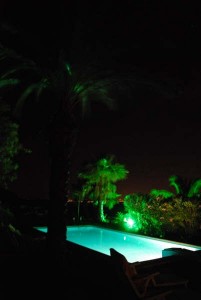 pool by night (Schwimmen)